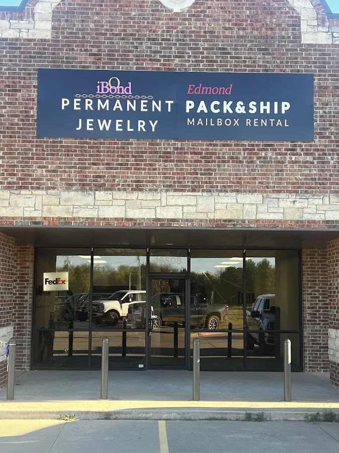 Edmond Pack and Ship — exterior