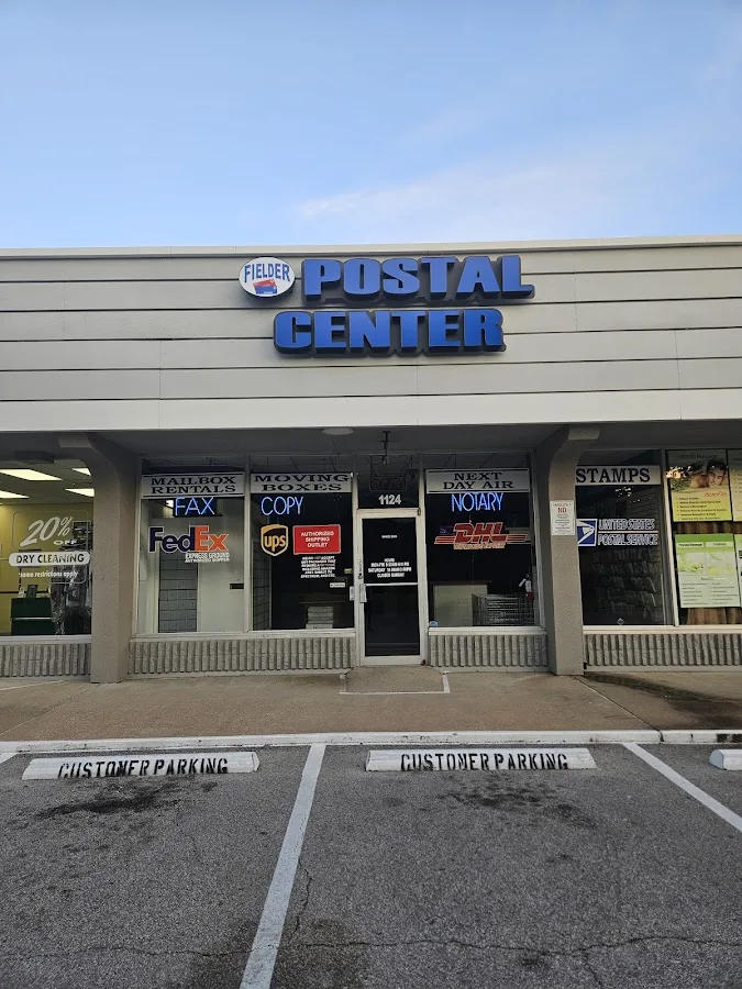 Fielder Postal Center (International shipping experts)