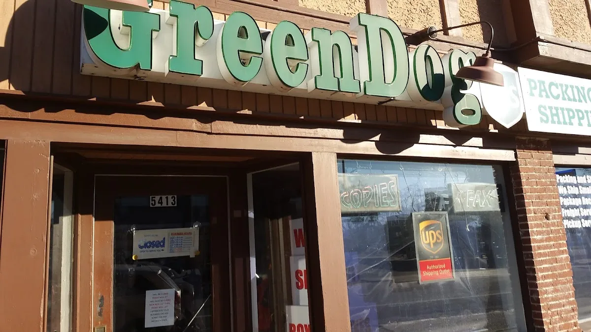 Greendog Packing & Shipping — exterior