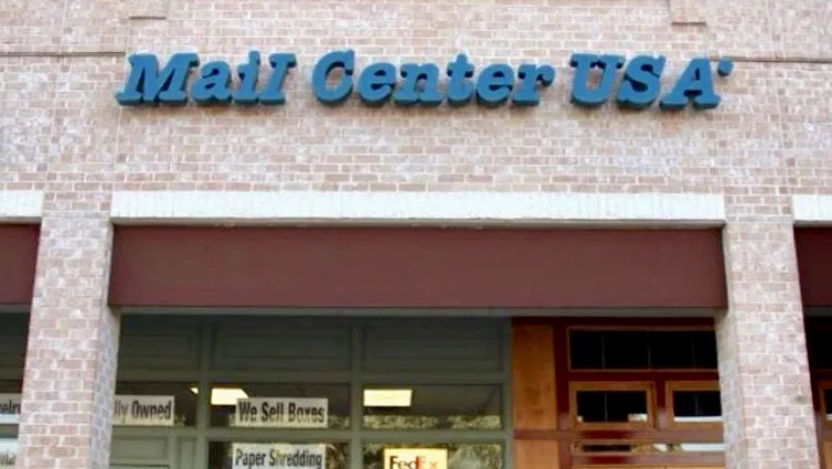 Mail Center USA — exterior