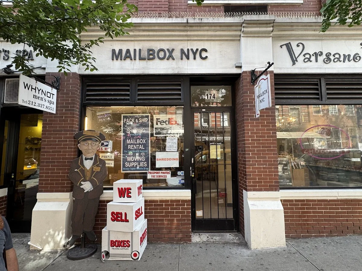 Mailbox NYC storefront at 174 W 4th St