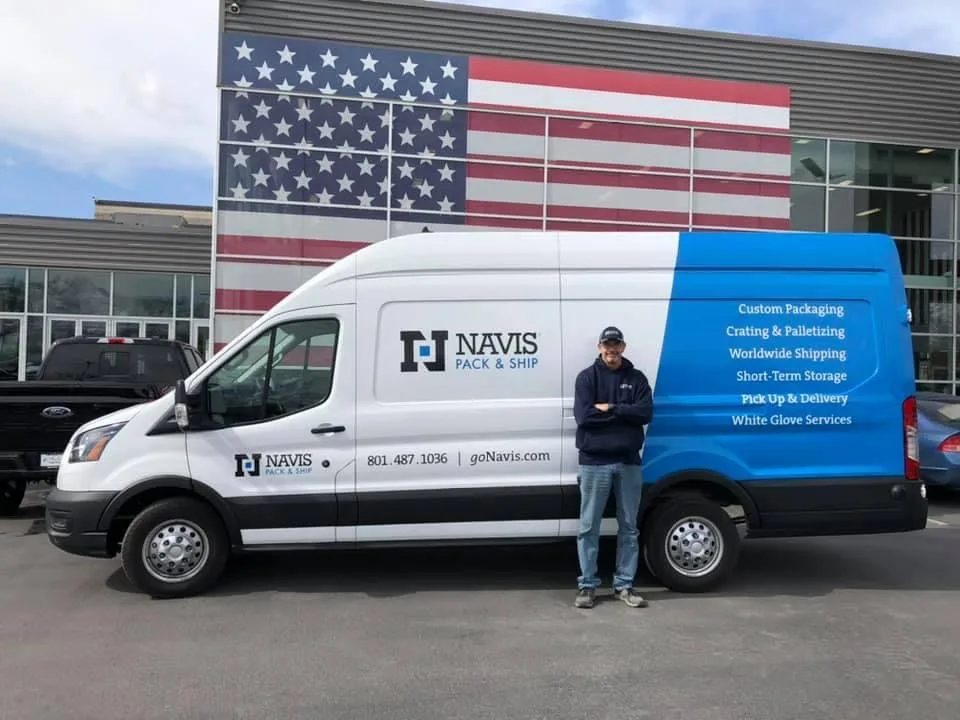 Navis Pack & Ship — exterior