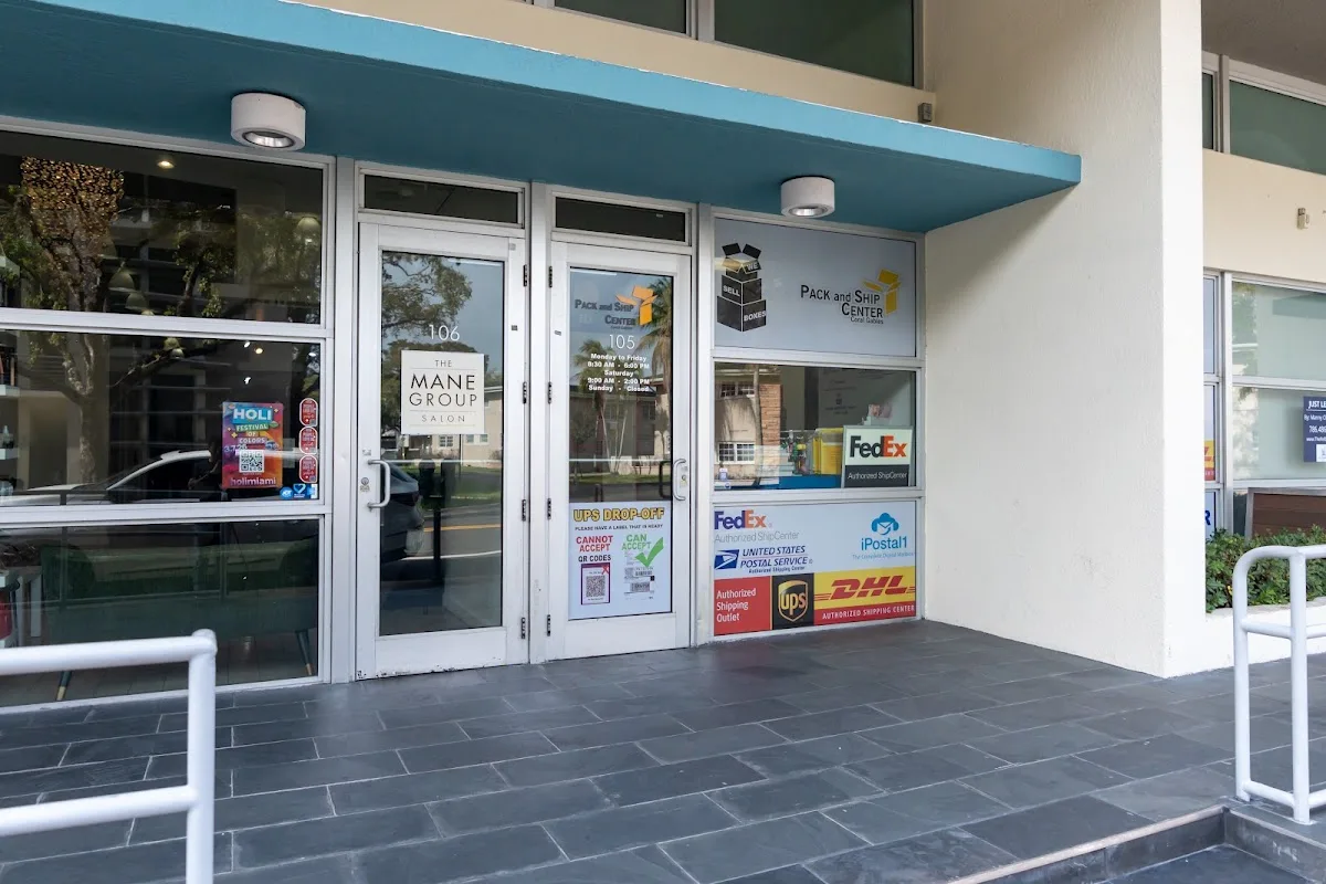 Pack & Ship Center — exterior