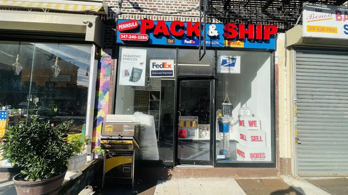 Peninsula pack and Ship — exterior