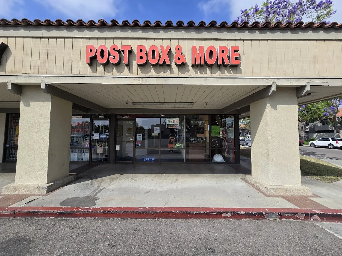 Post Box & More DHL FedEx UPS Livescan — view 1