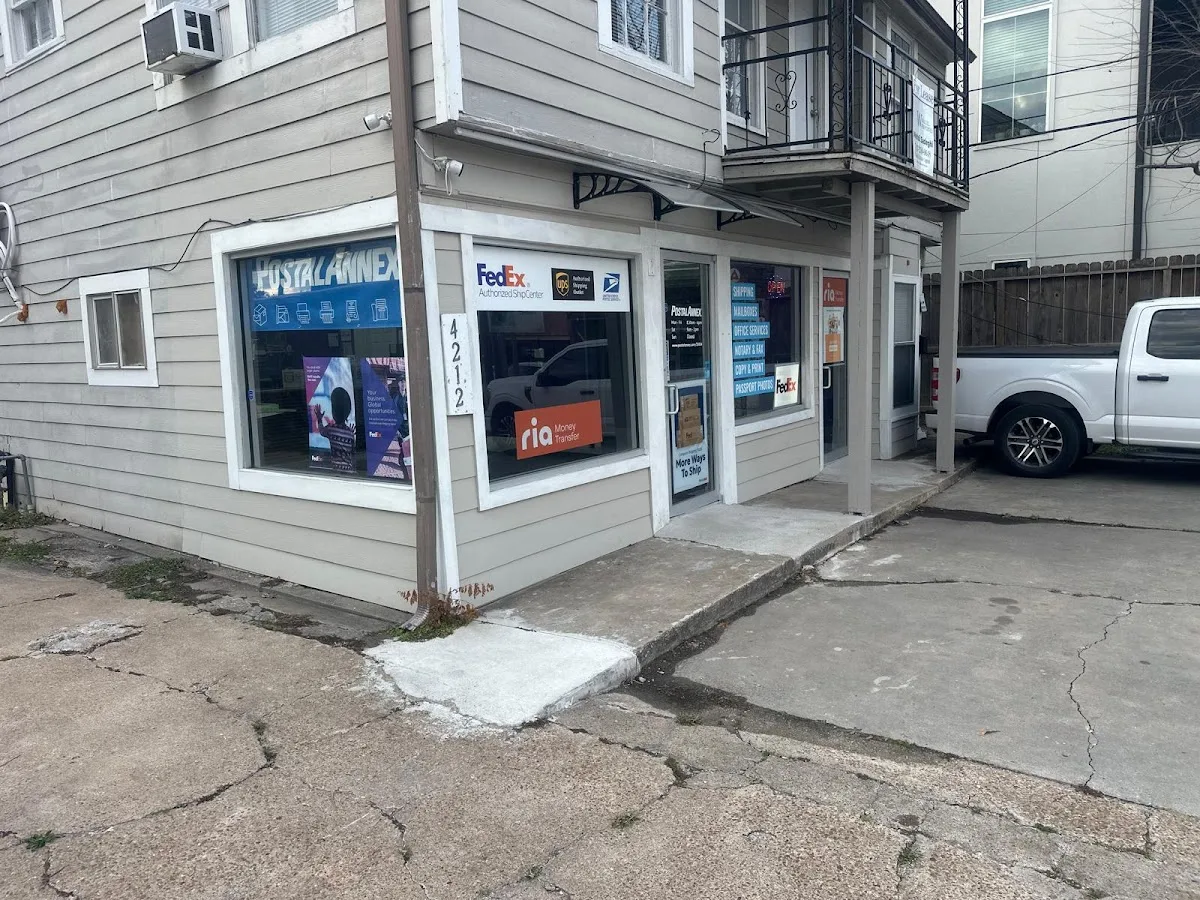 PostalAnnex — exterior