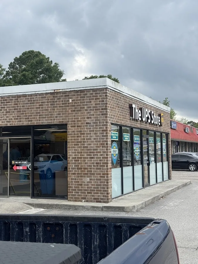 The UPS Store — exterior